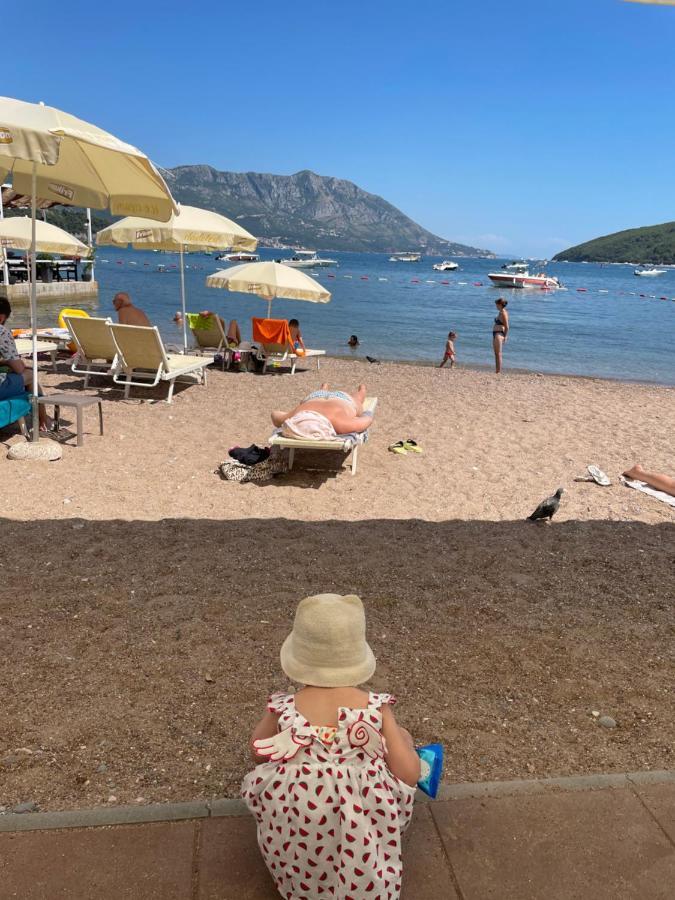 Dorotea Butterfly Budva Exterior foto
